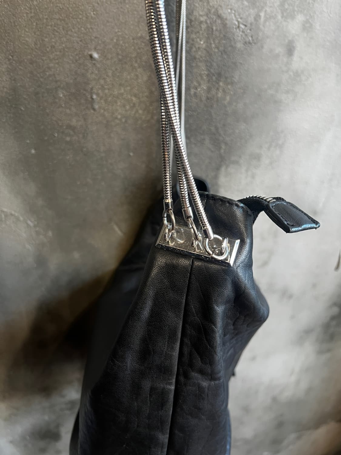 아쉬 스네이크 체인 숄더백 상품이미지8