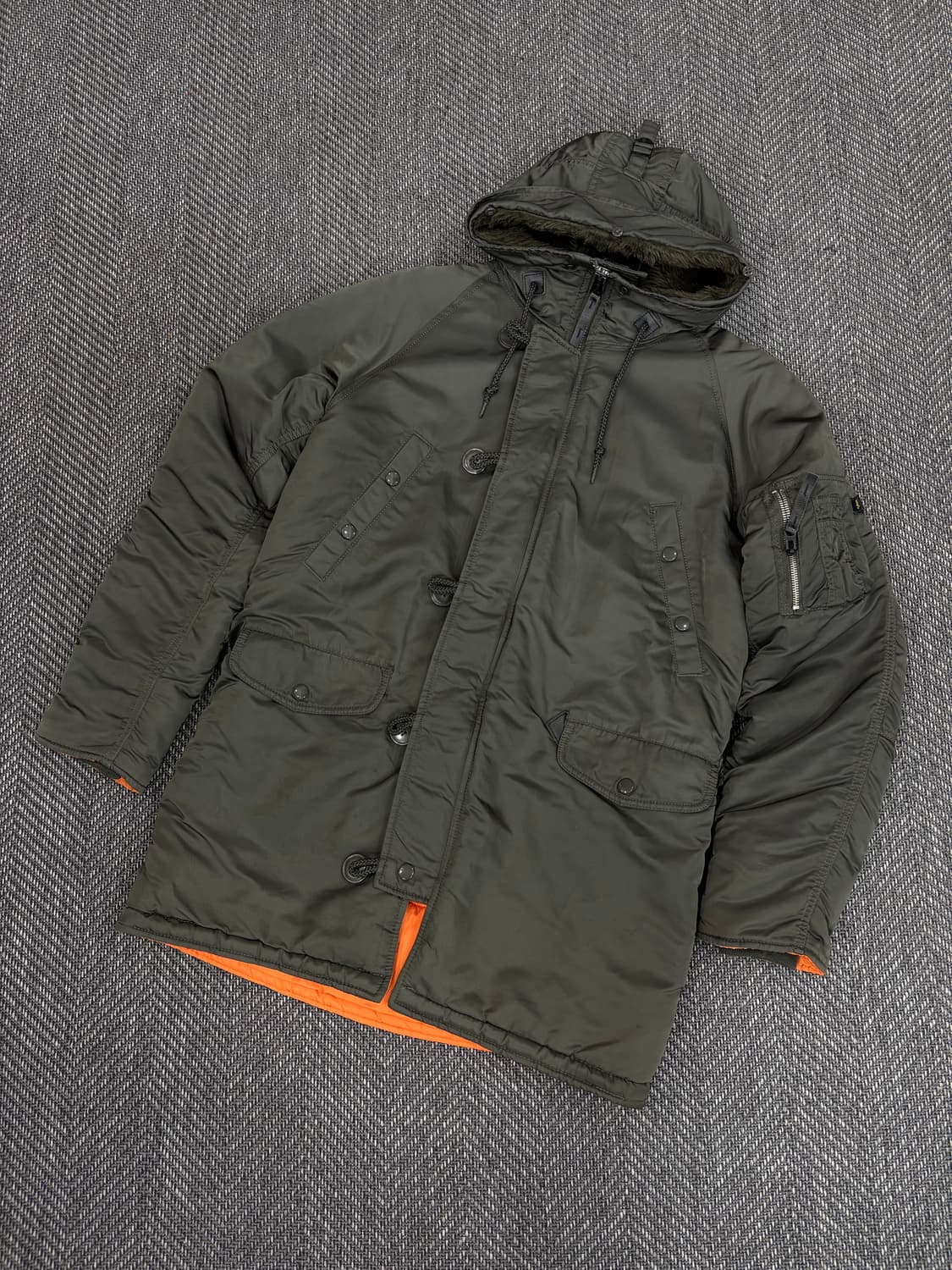 알파인더스트리 N3B 파카 카키 상품이미지1