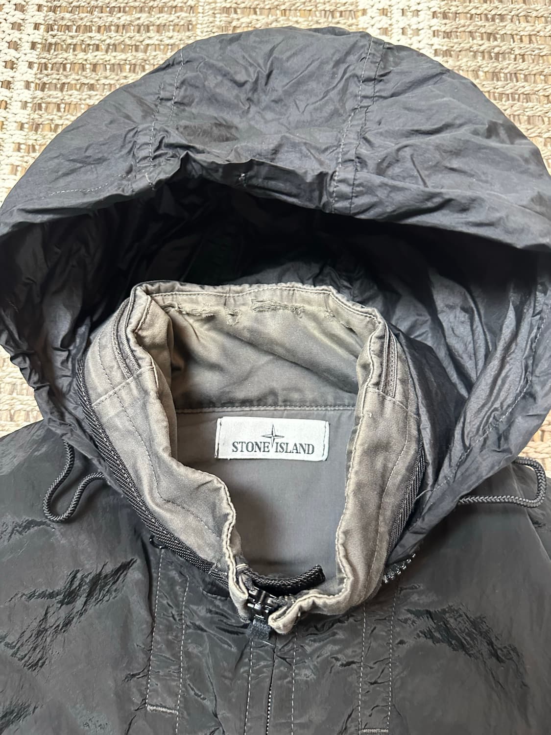 스톤아일랜드 나일론 메탈 후드 바람막이 블랙 95 상품이미지5