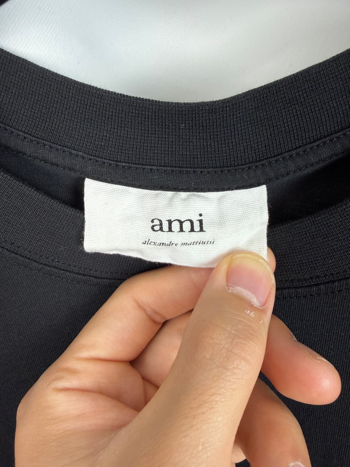 a581) 아미 AMI 하트로고 반팔티셔츠 상품이미지3