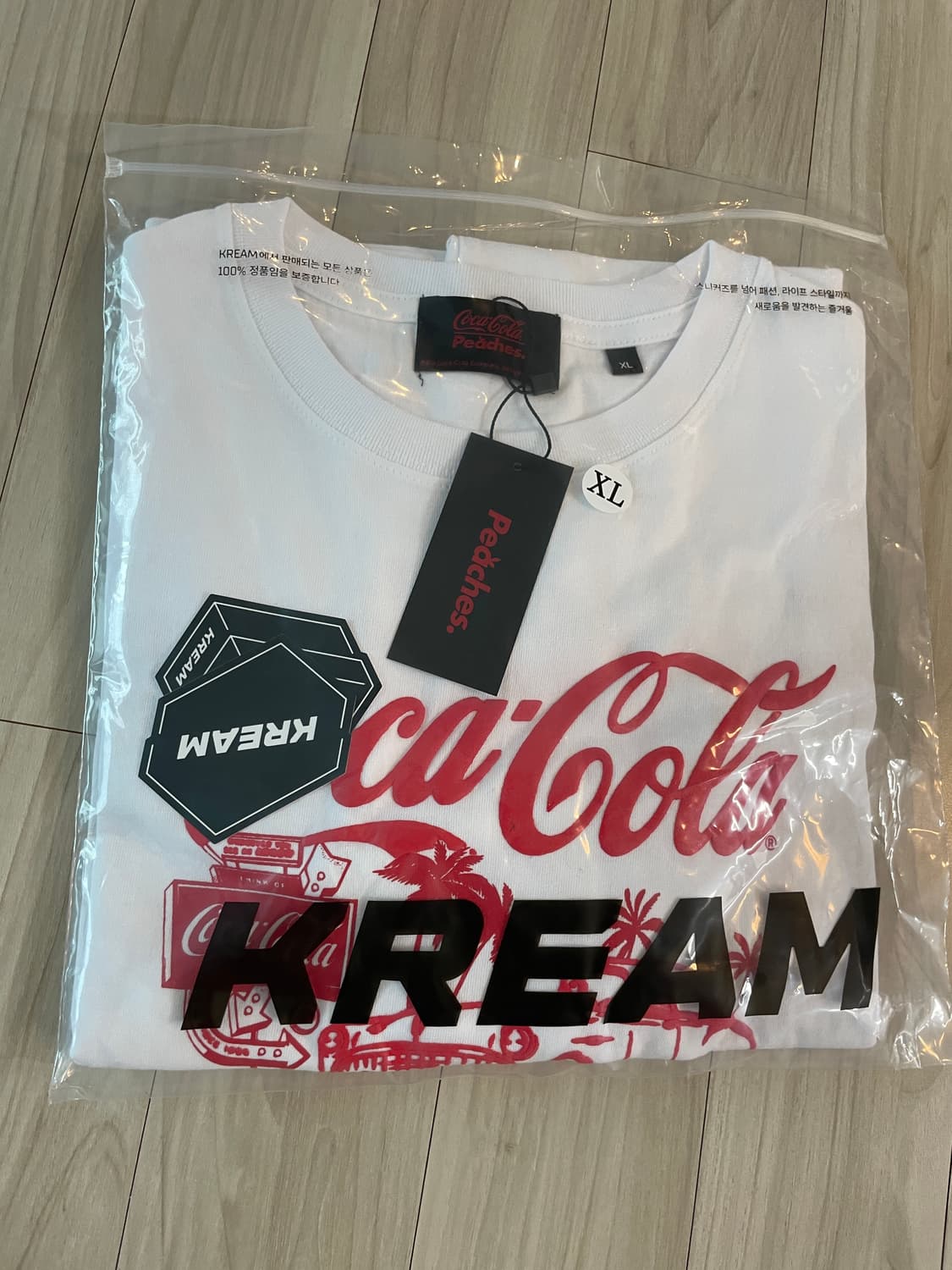 Peaches Coca cola 슈퍼팝 긴팔 상품이미지2