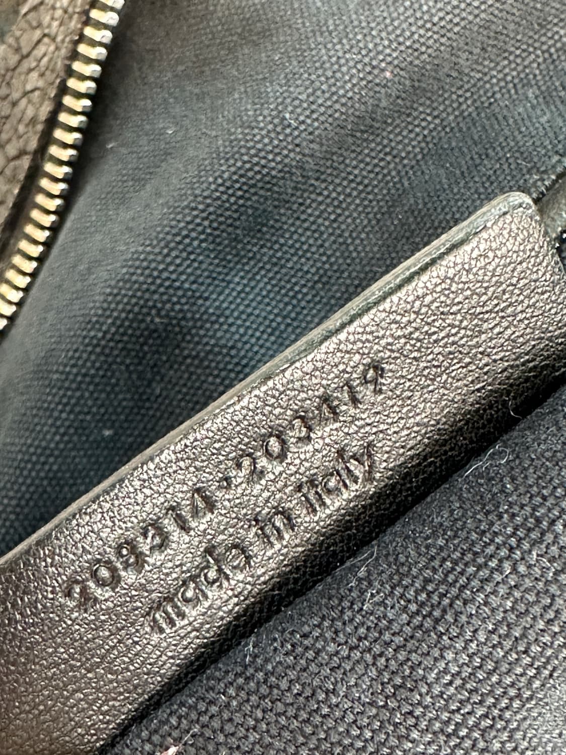 생로랑 레더 이지백 토트백 보스턴 블랙os  상품이미지4