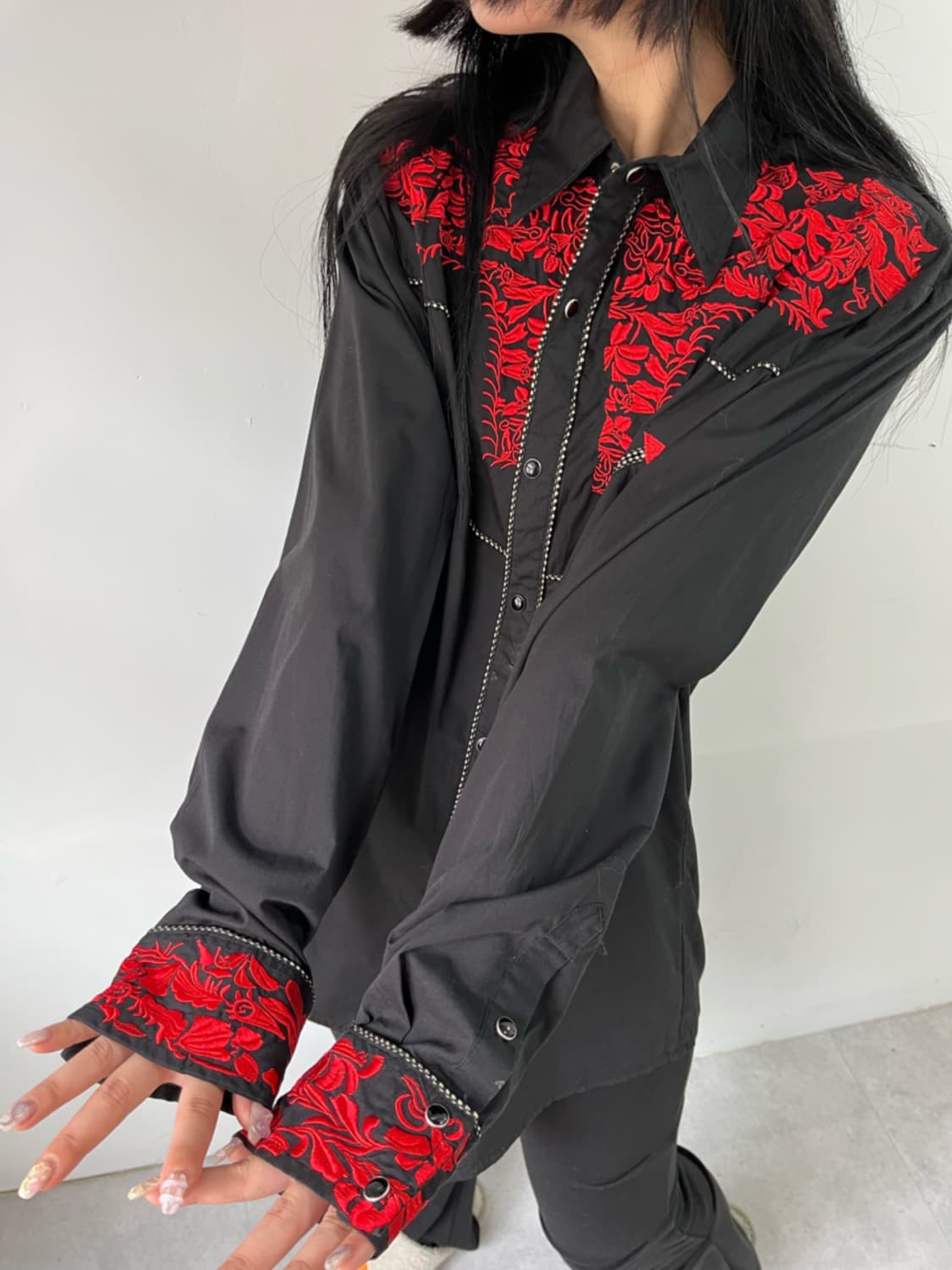 자수 디테일 웨스턴 셔츠 상품이미지3