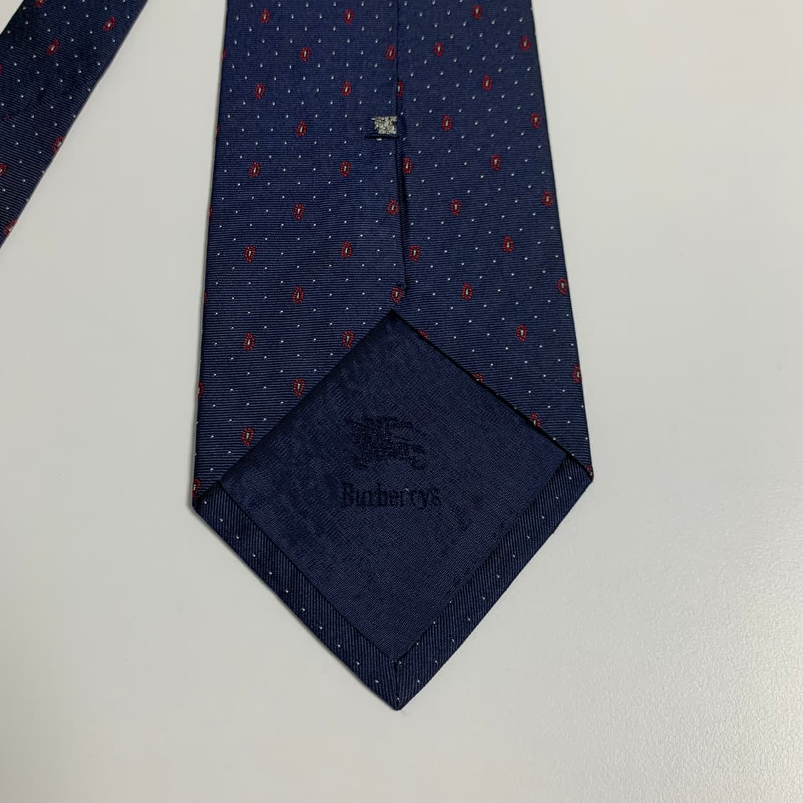 버버리(BURBERRY) 명품 정장 수트넥타이 A+등급 8.7cm 상품이미지5