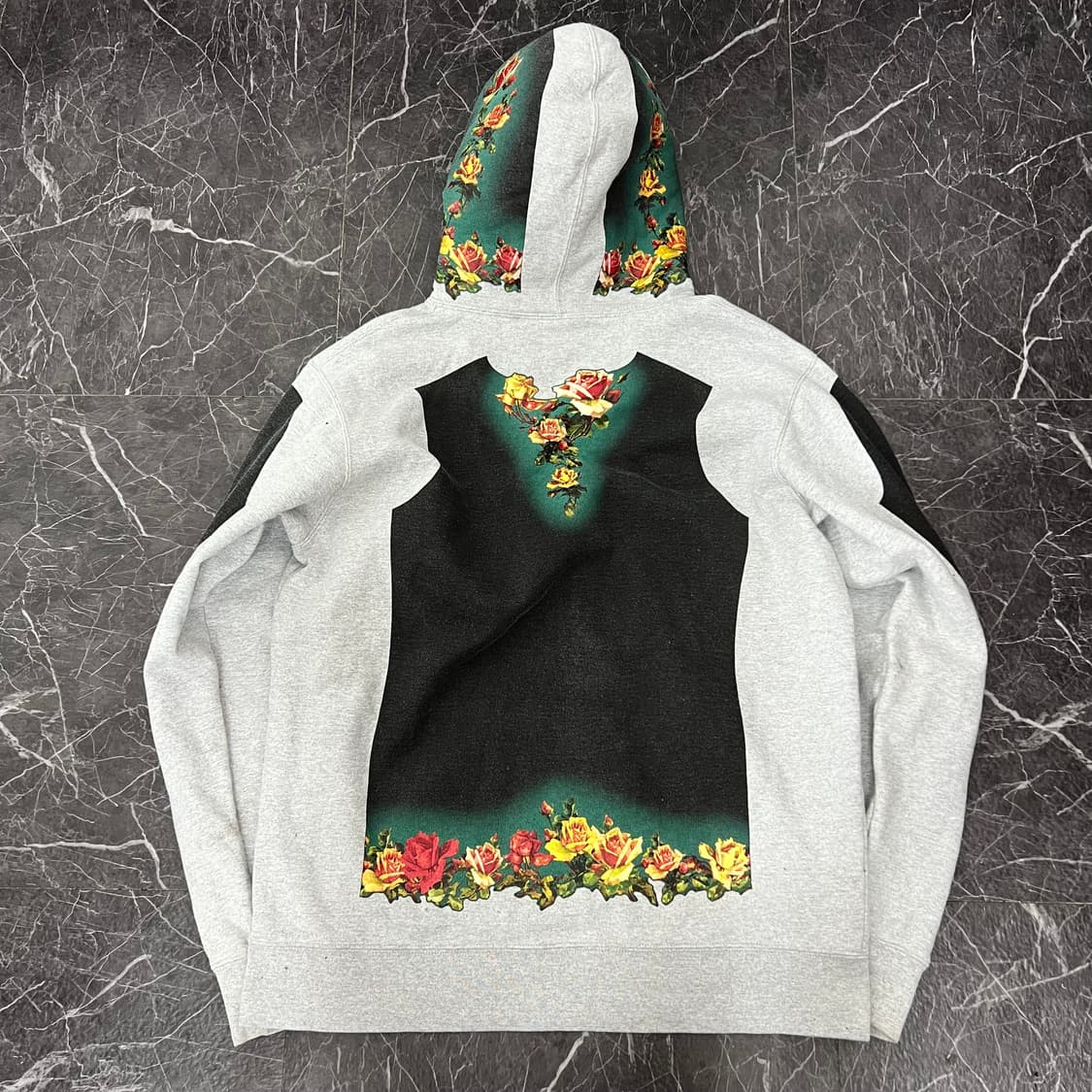 슈프림 x 장폴고티에 19ss 플로럴 프린티드 후디 상품이미지2