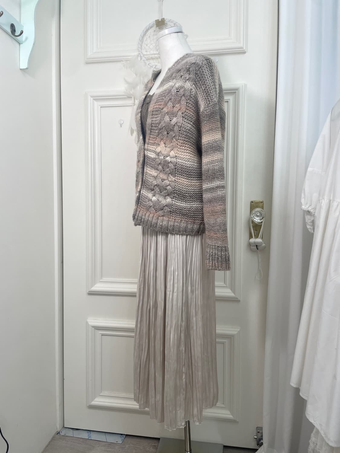 beigeivory satin long banding skirt 상품이미지7