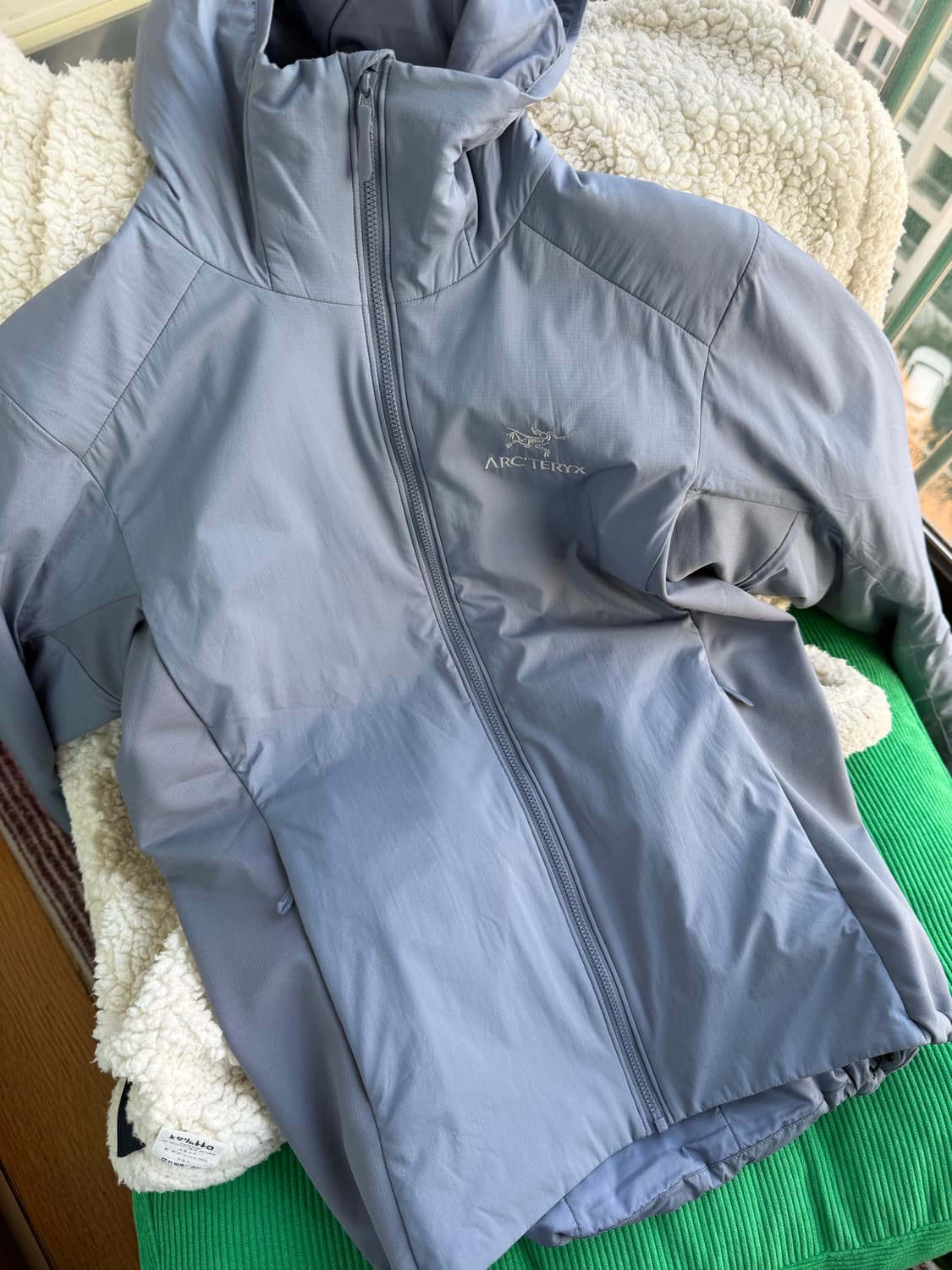 아크테릭스 아톰 후디 여성 s 상품이미지1