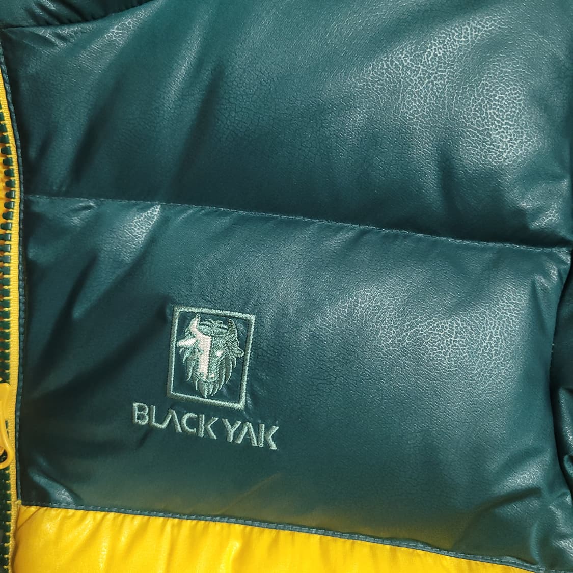 (100) 블랙야크 그린/옐로우 배색 패딩 눕시 상품이미지3