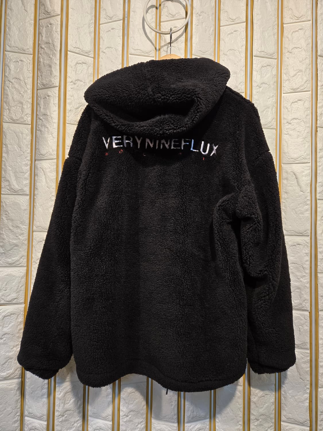 베리나인플럭스 아노락 후드 뽀글이 오버핏 공용가능 S 상품이미지2
