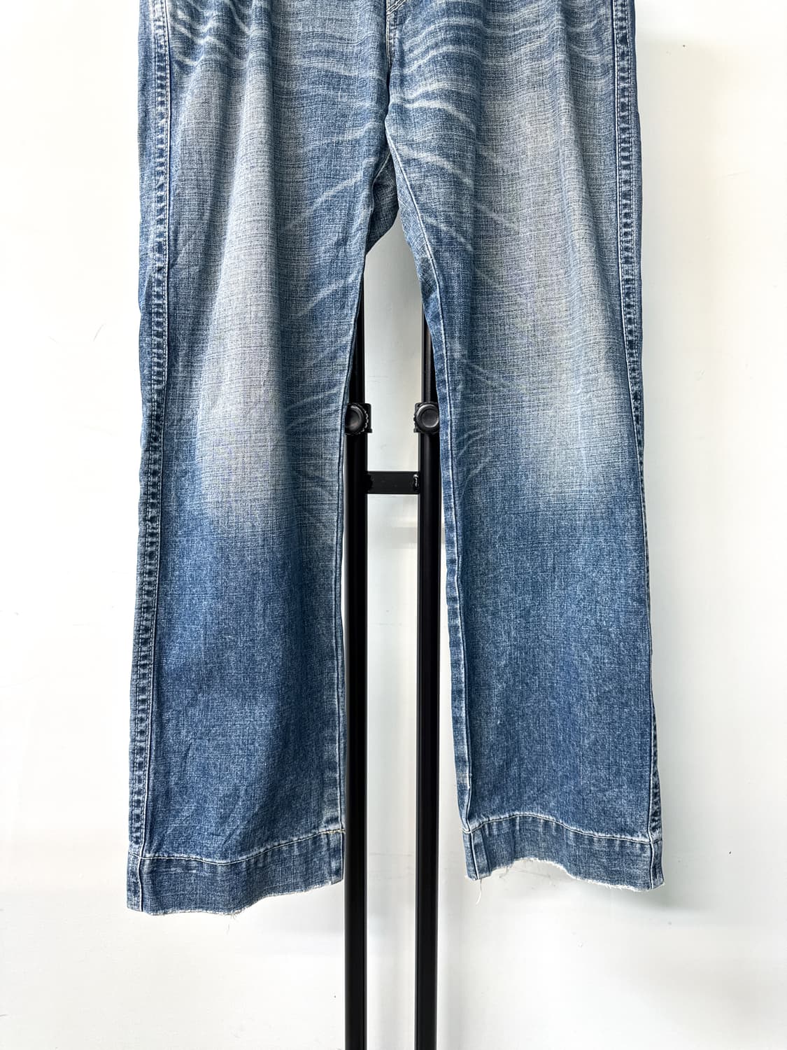 리바이스 워시드 데님 팬츠 상품이미지5