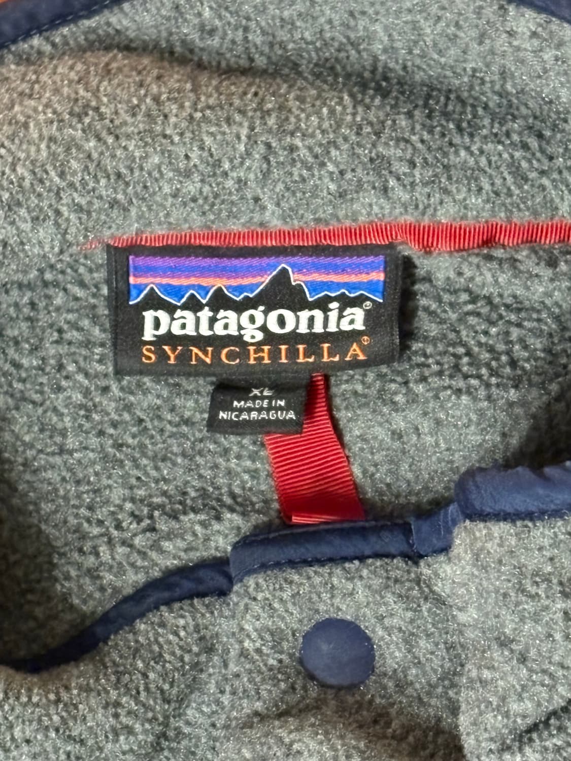 파타고니아 빈티지 그레이 네이비 신칠라 스냅 풀오버 상품이미지2