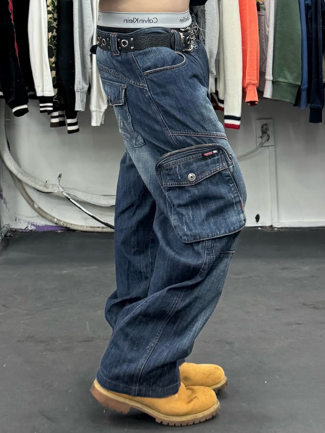 FUBU 포켓 디테일 데님 카고팬츠 상품이미지3