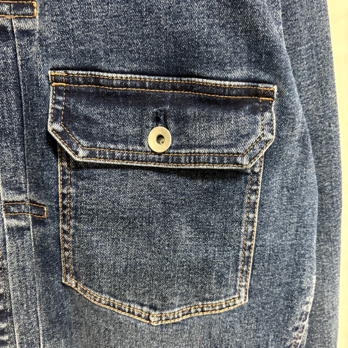 유니클로 1세대 데님 트러커 자켓 / 중청, L 상품이미지5