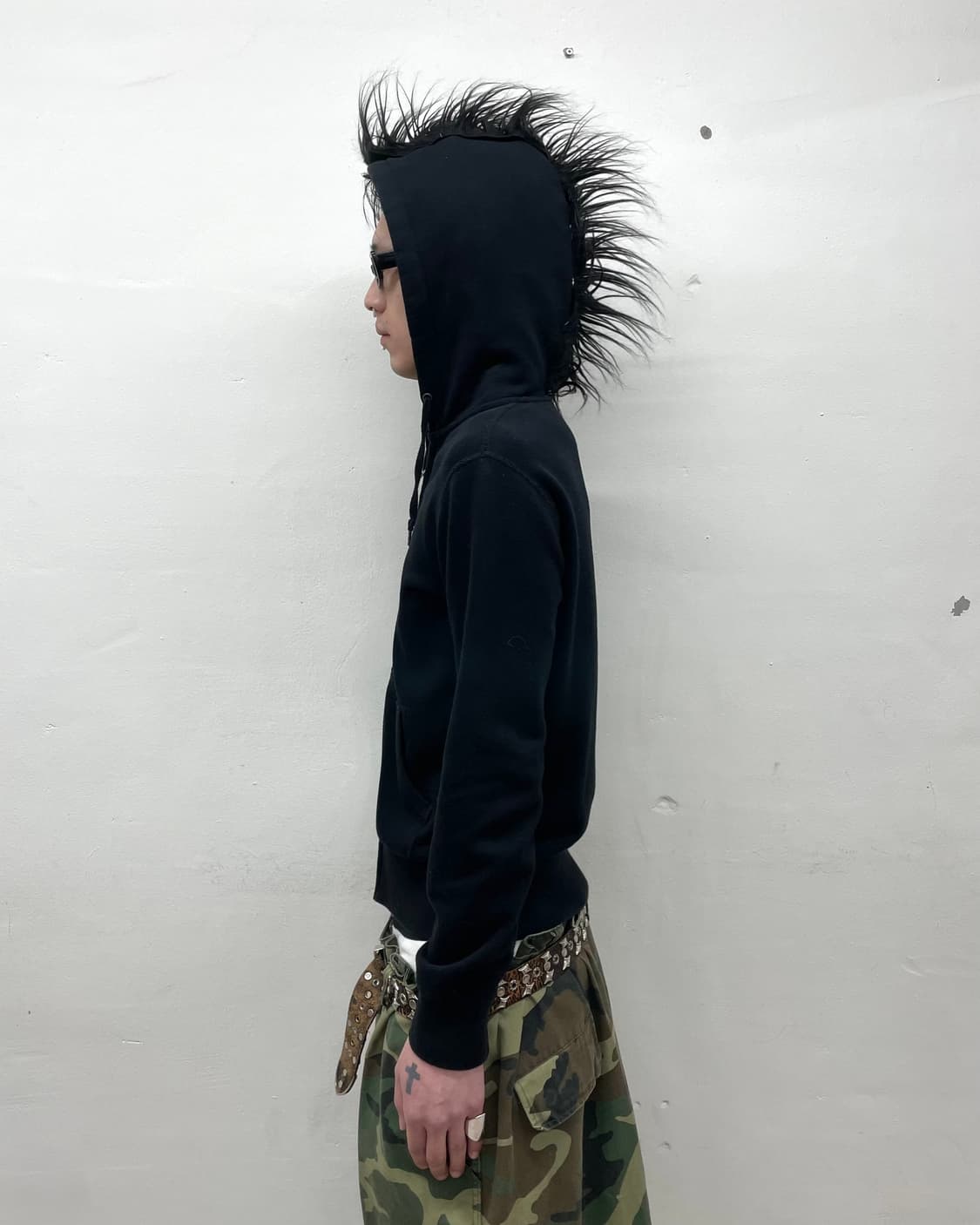Mohawk Custom Black Hooded Zip-Up 상품이미지5