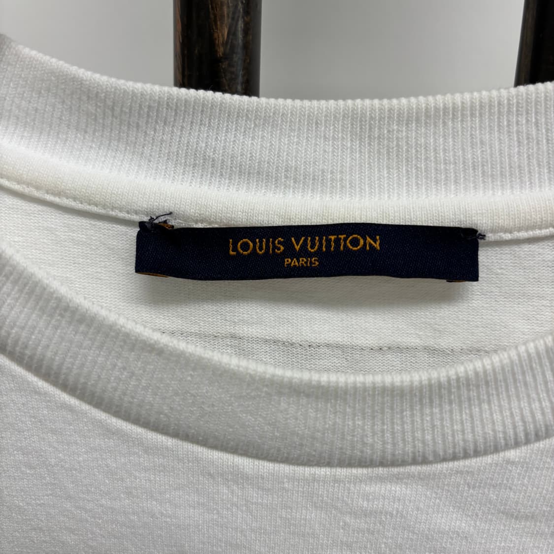 [L]루이비통 LV로고 반팔티 상품이미지2