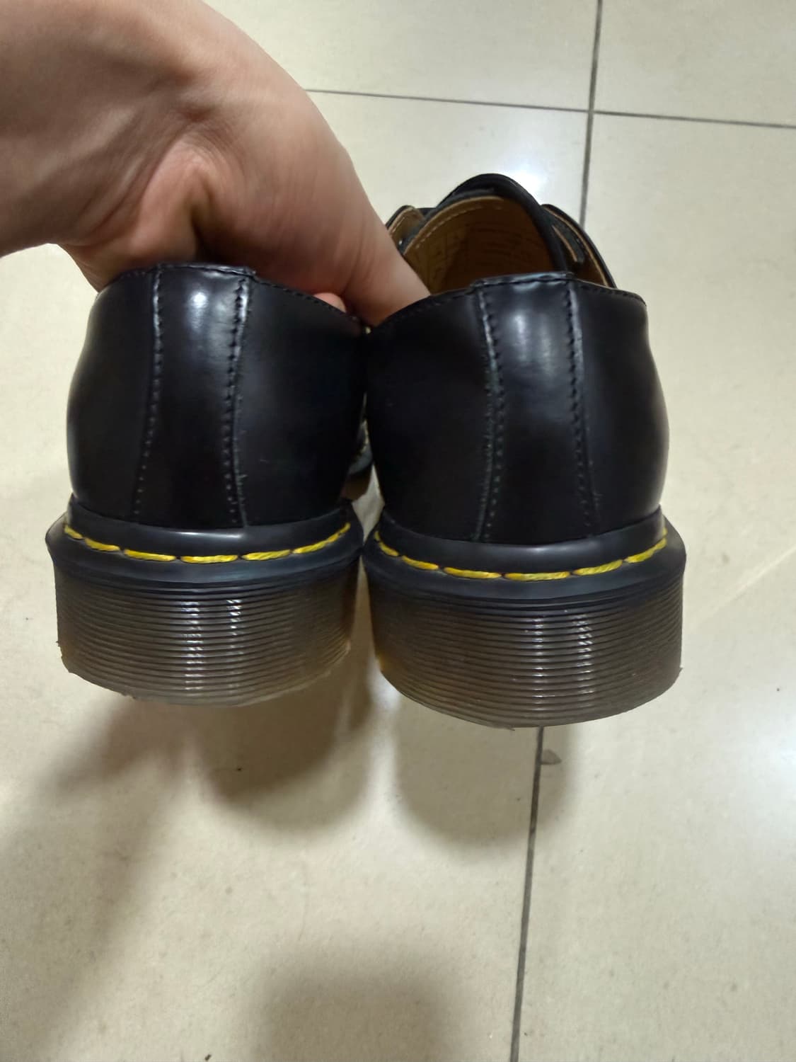 닥터마틴 1461 스무스블랙 uk5 250~255 상품이미지3