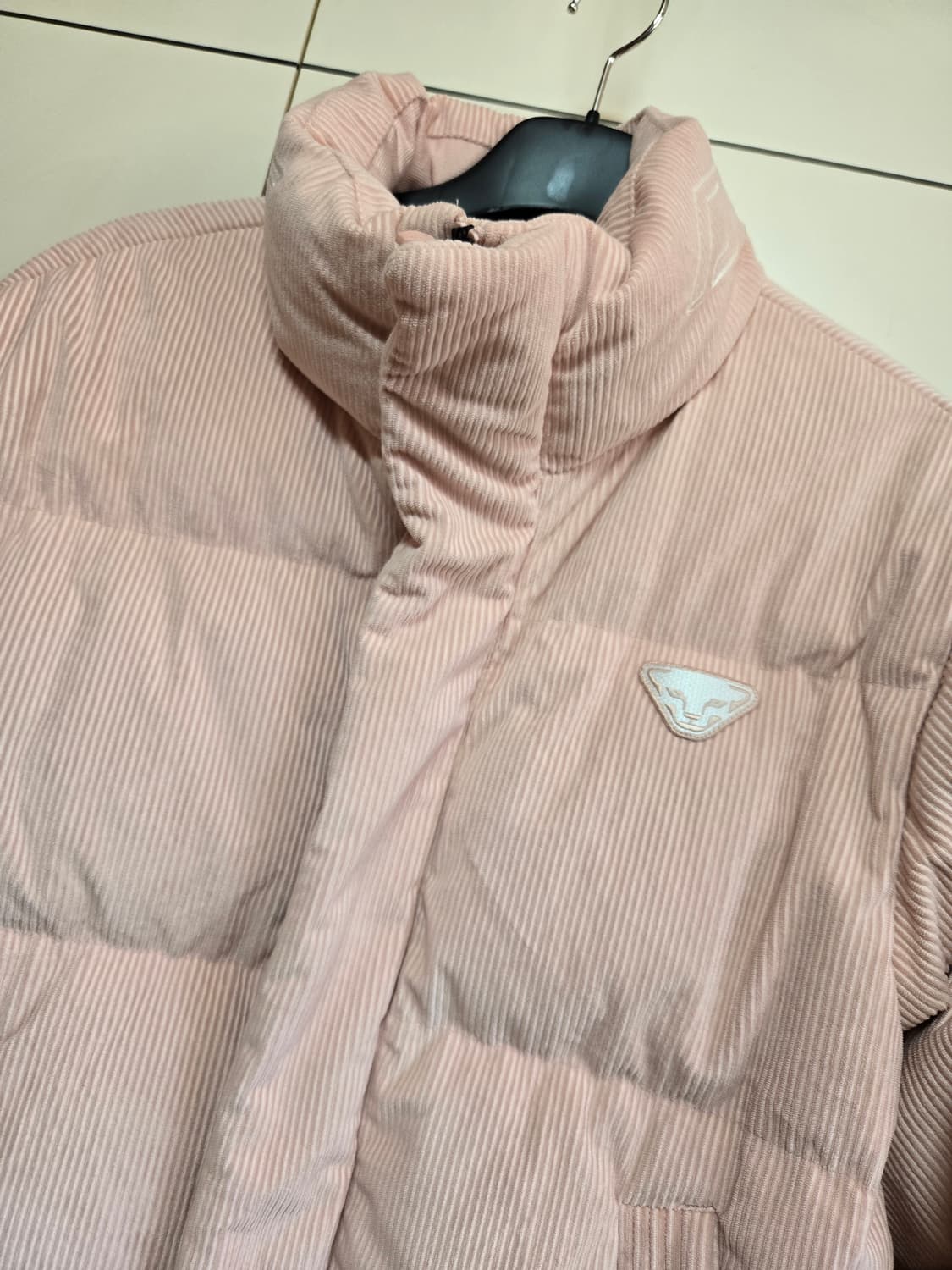 다이나핏 딸기우유핑크 코듀로이 덕다운 패딩 상품이미지3