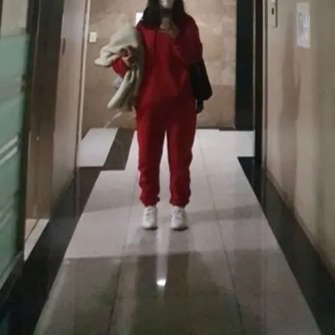 슬로우애시드 시그니처 로고 후드티 + 트레이닝 바지 셋업 상품이미지4