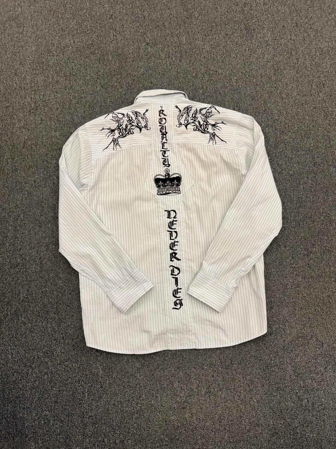 2XL)Roar 빈티지 프린팅 자수 스트라이프 긴팔셔츠 상품이미지5