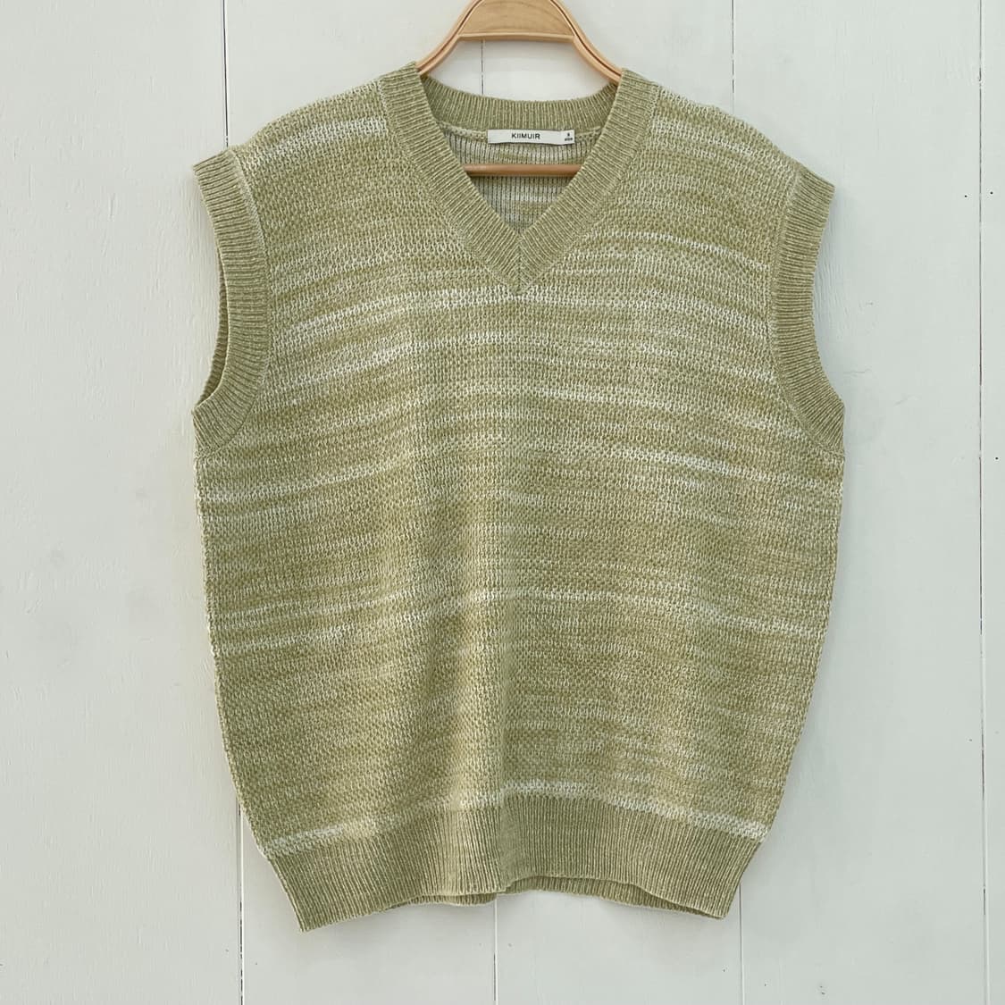 KIIMUIR[키뮤어] 그라데이션 브이넥 니트 베스트 상품이미지2