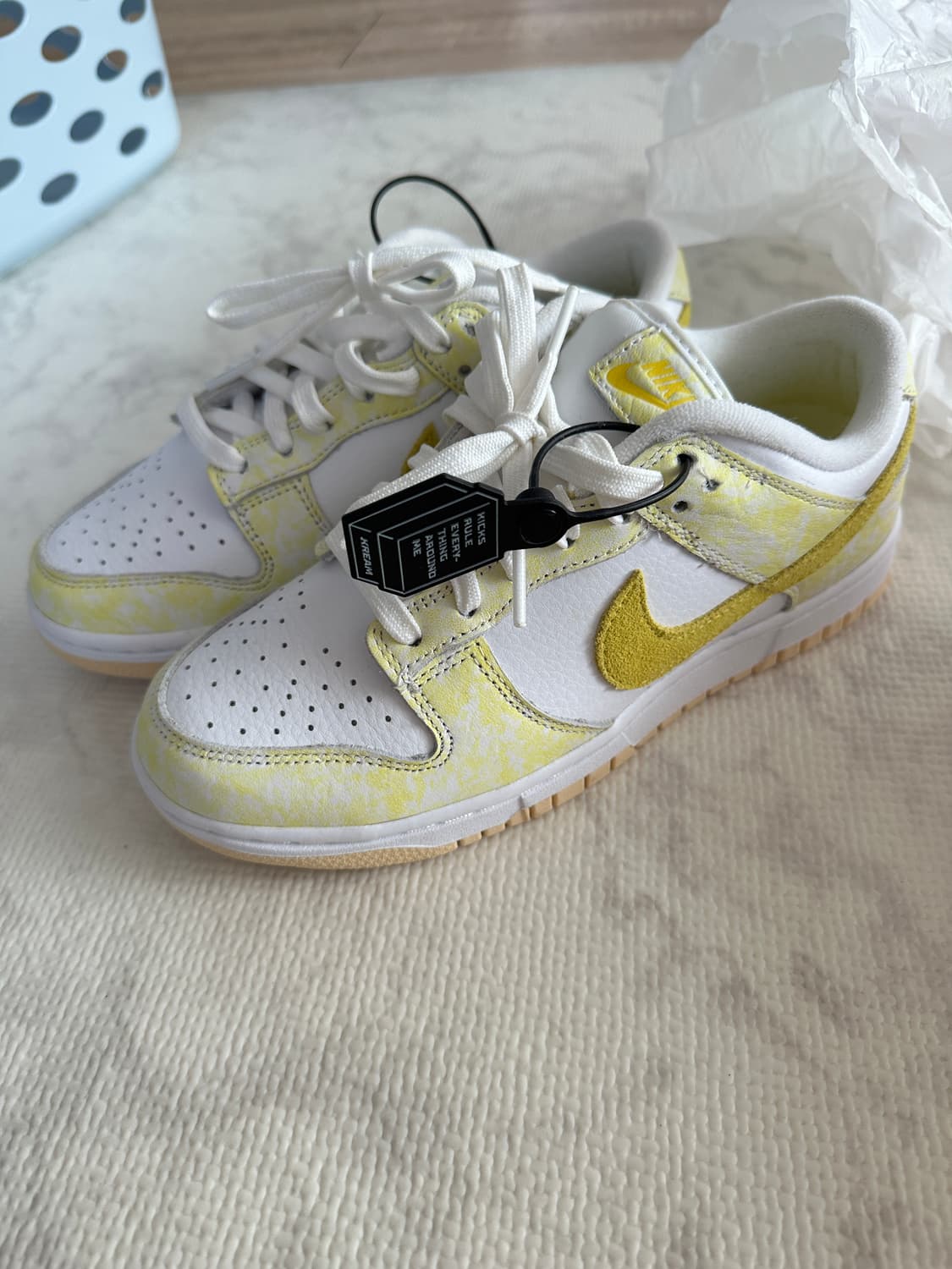 나이키 덩크 로우 옐로우 스트라이크 상품이미지1