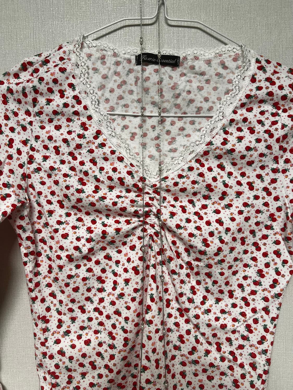 faerie 페어리 strawberry top🍓 상품이미지1