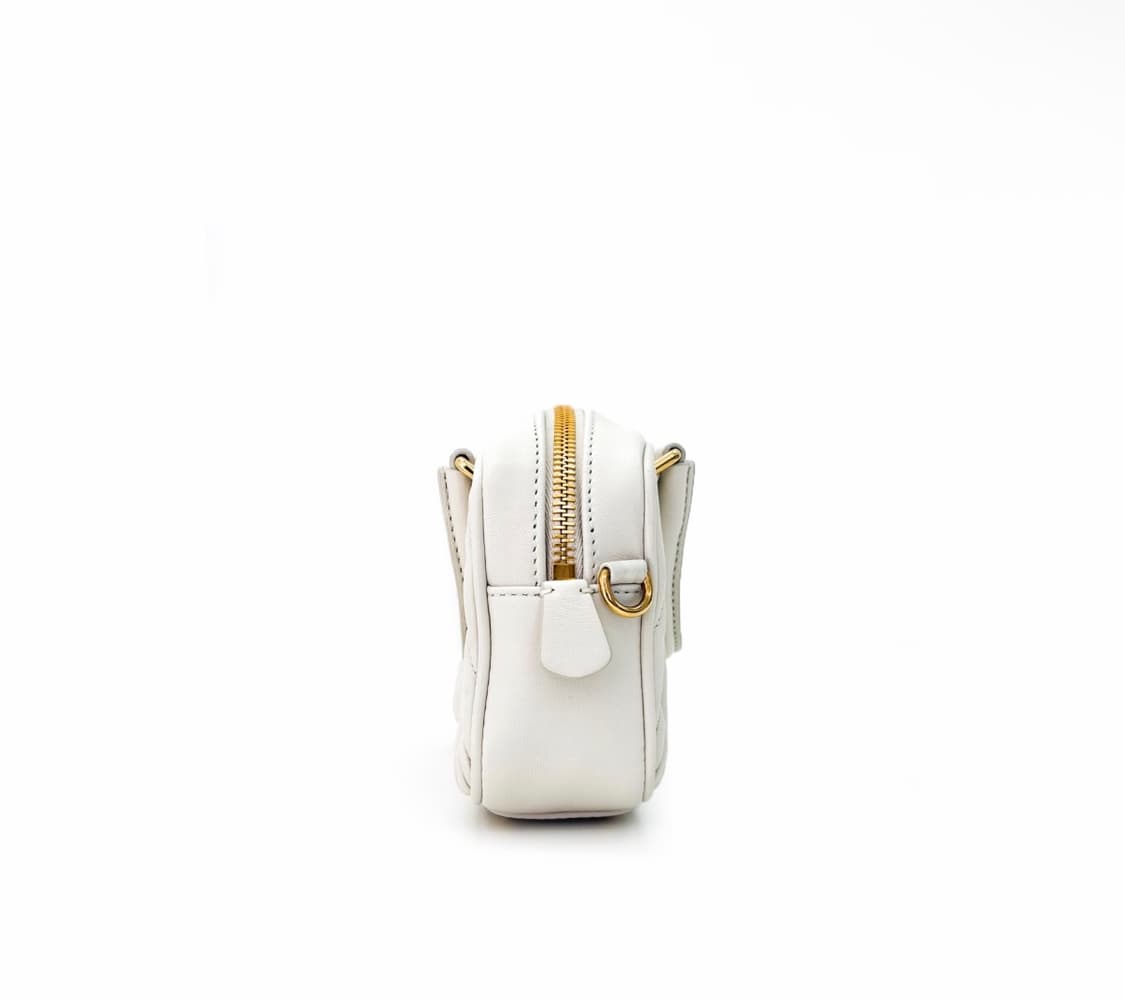 [MINI] 미우미우 여성 나파 마테라쎄 레더 탑핸들 미니 토트백 화이트 상품이미지4