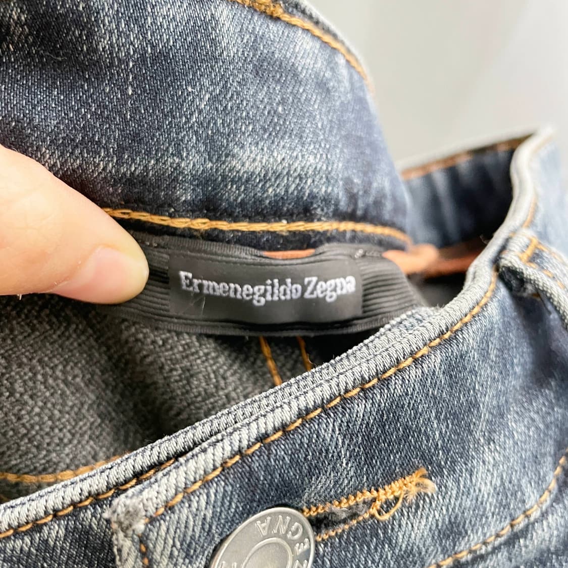 A2 에르메네질도 제냐(Zegna) 다크블루 청바지 32사이즈 상품이미지5