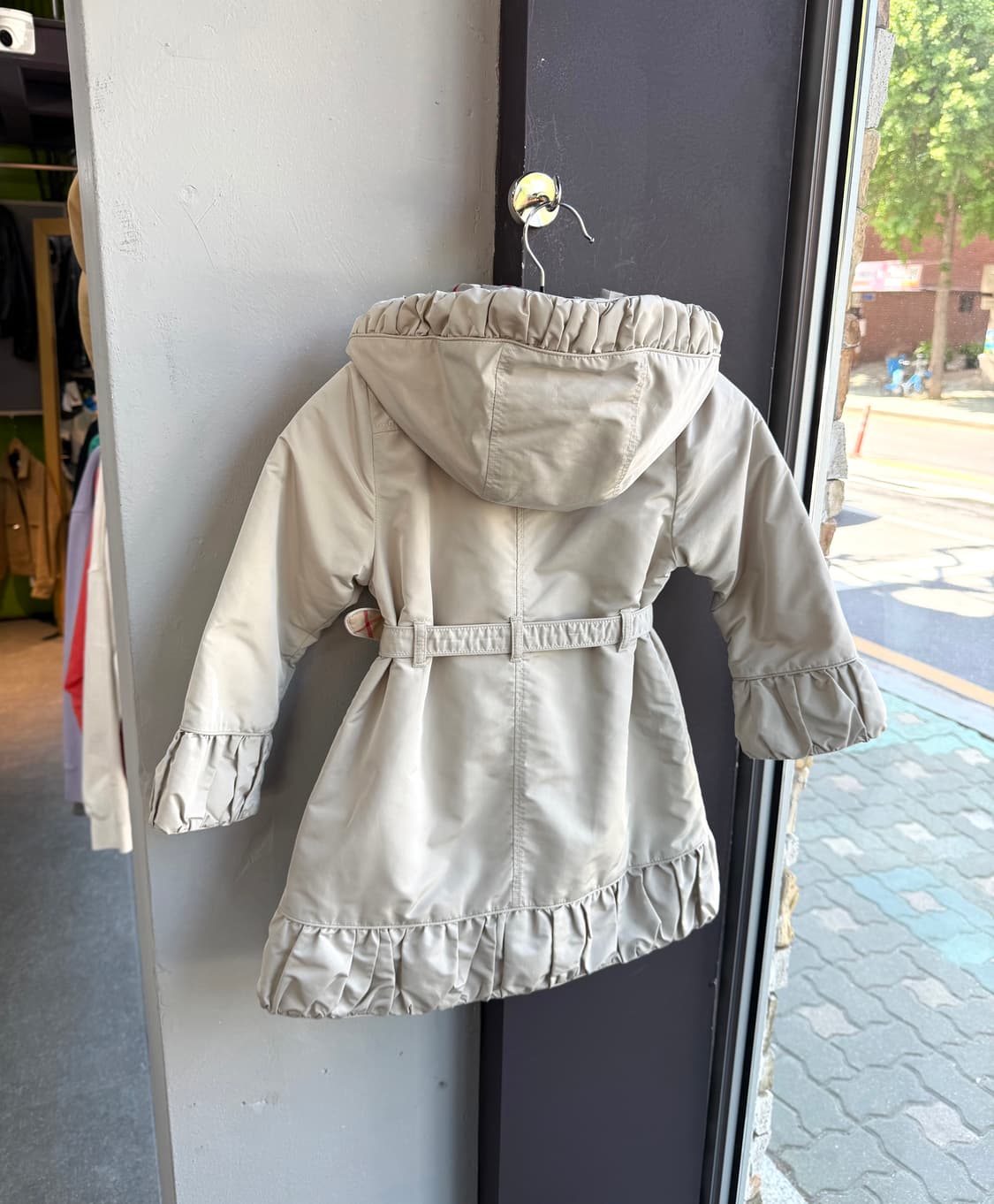 4Y/ 버버리 칠드런 경량 패딩 트렌치코트 상품이미지6