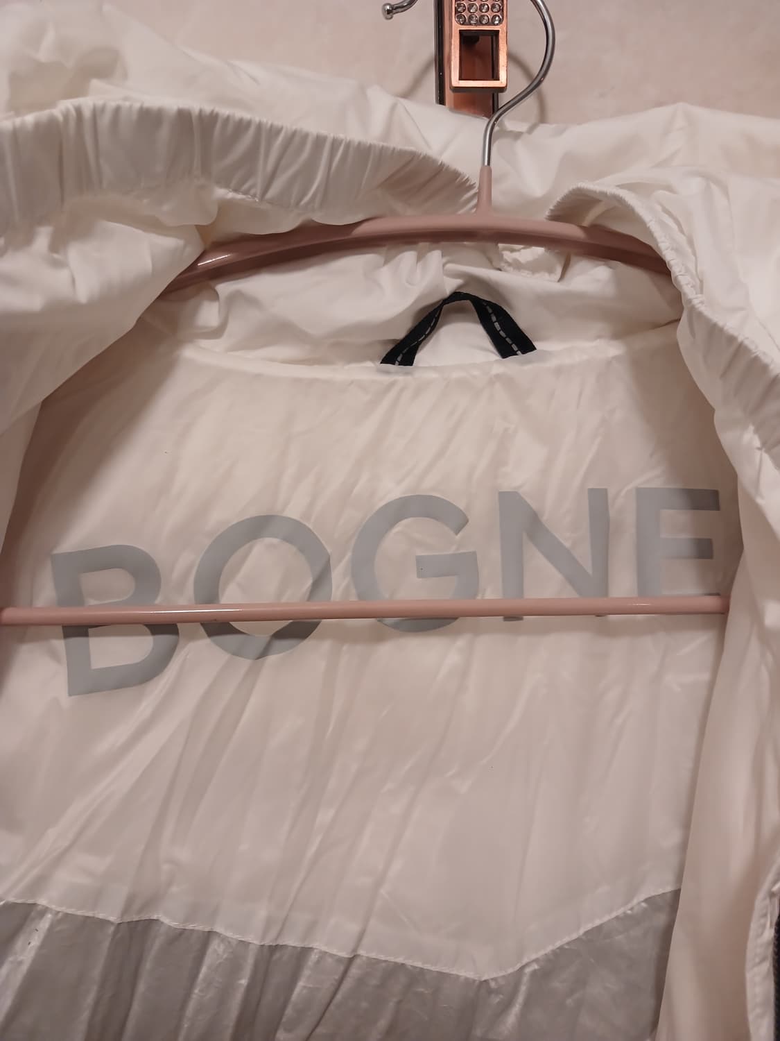 보그너 정품 여성 패딩 조끼 95 ~ 100 사이즈 상품이미지2