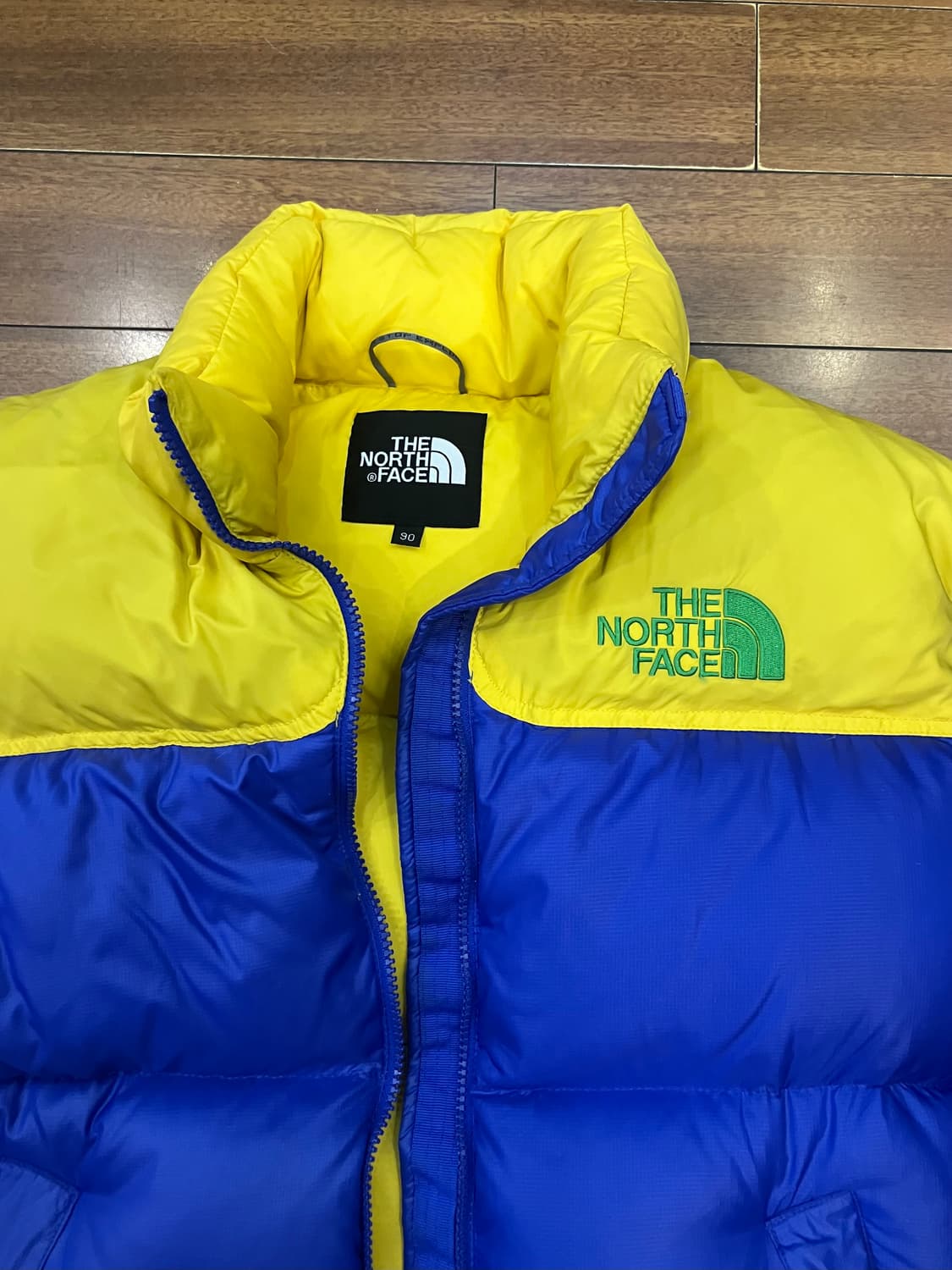 노스페이스 눕시 패딩점퍼 90사이즈 상품이미지2