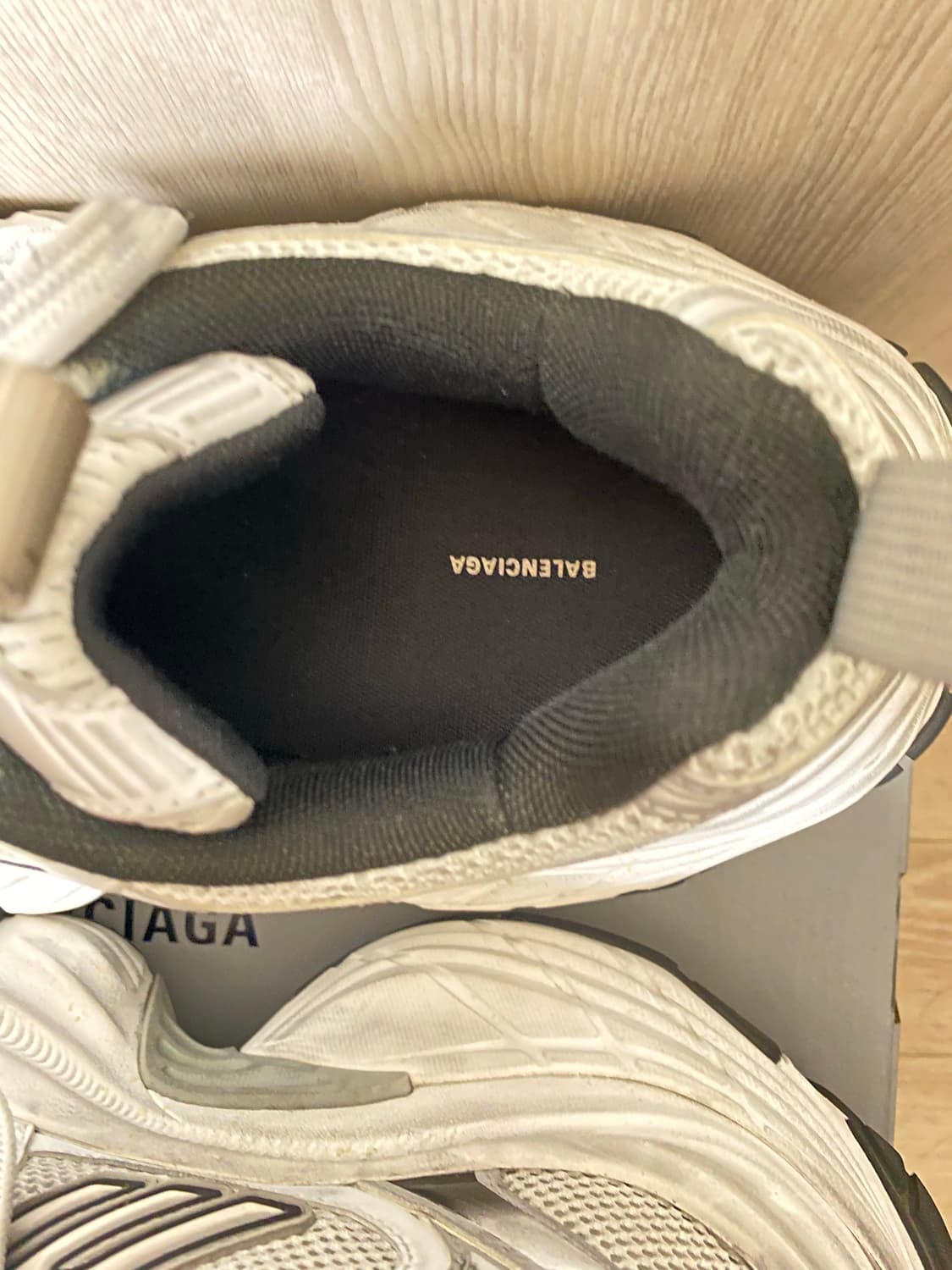 (41)발렌시아가 10xl 화이트41사이즈 상품이미지4