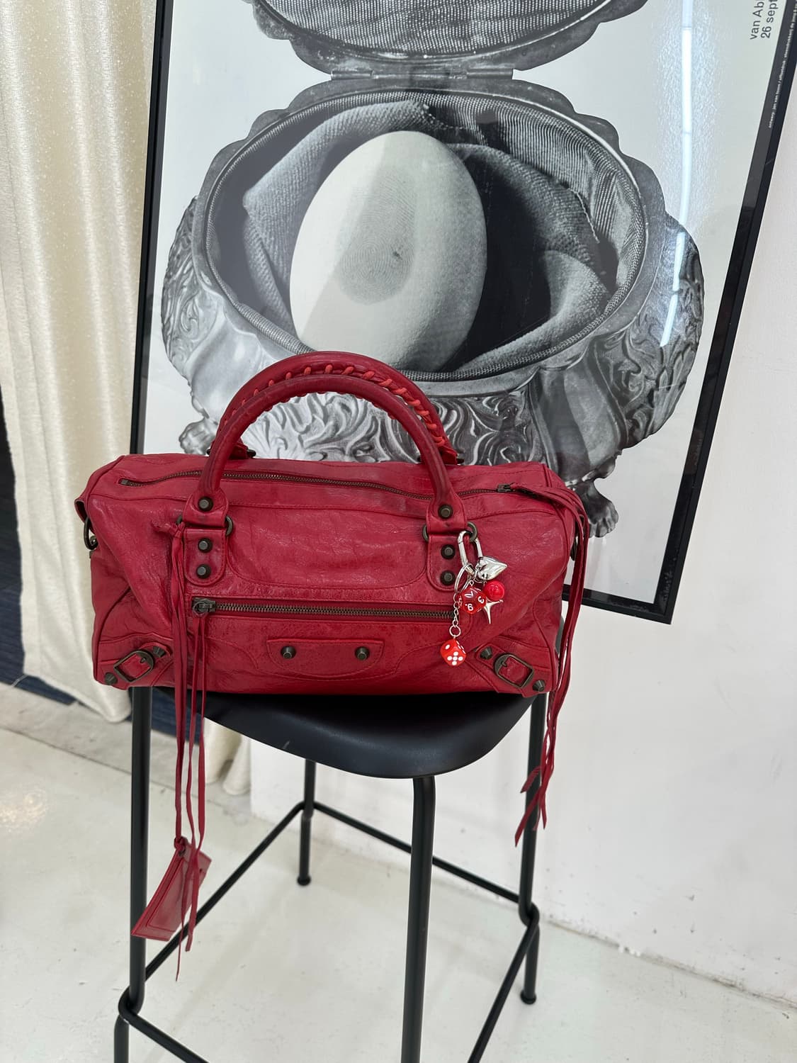 [A 정품] 발렌시아가 시티 모터백 트위기 레드 상품이미지1