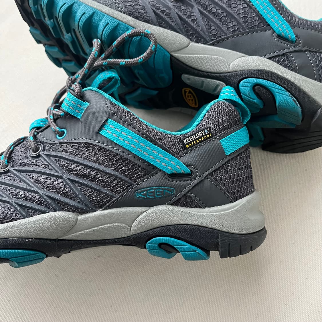 킨 로우컷 하이킹 슈즈 상품이미지2