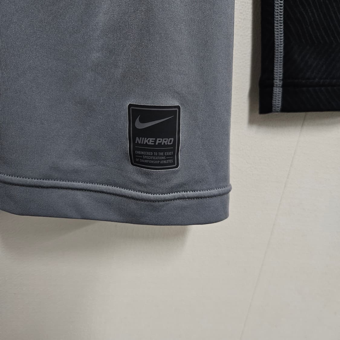 L 나이키 프로 드라이핏 기능성 모크넥 긴팔티셔츠 상품이미지2