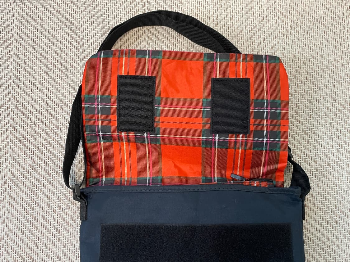 빈티지 스코틀랜드 타탄체크 나일론 크로스백 J03897 상품이미지3