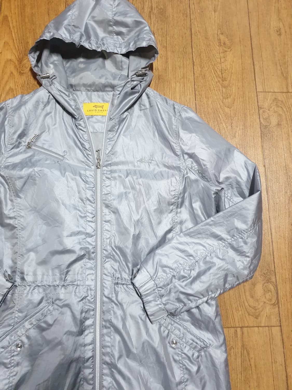 1153 루이까스텔 골프 바람막이 95 사이즈입니다 상품이미지3