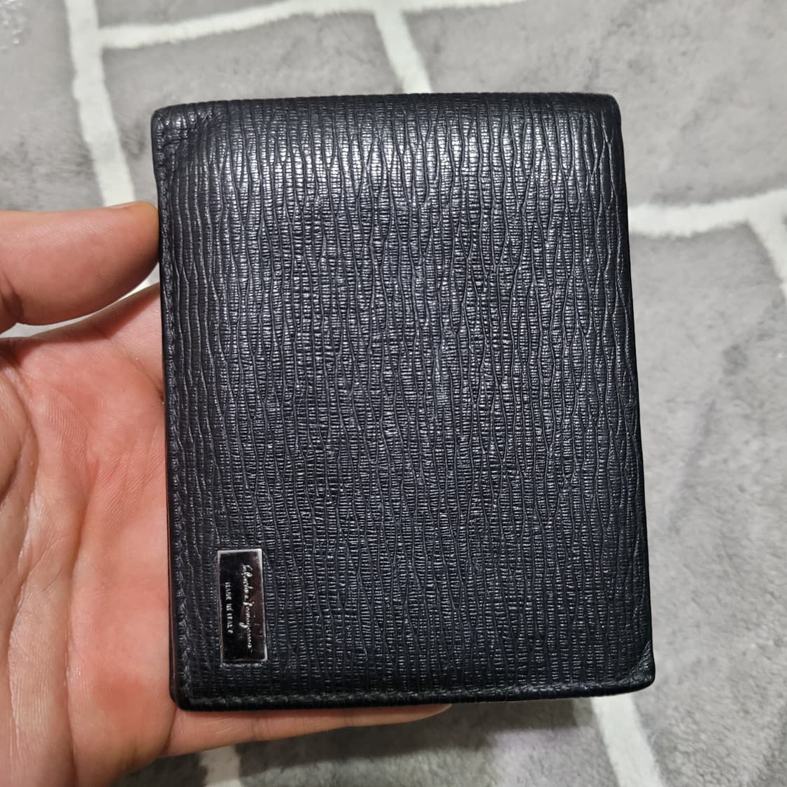 정품 페라가모 남성 반지갑 상품이미지1