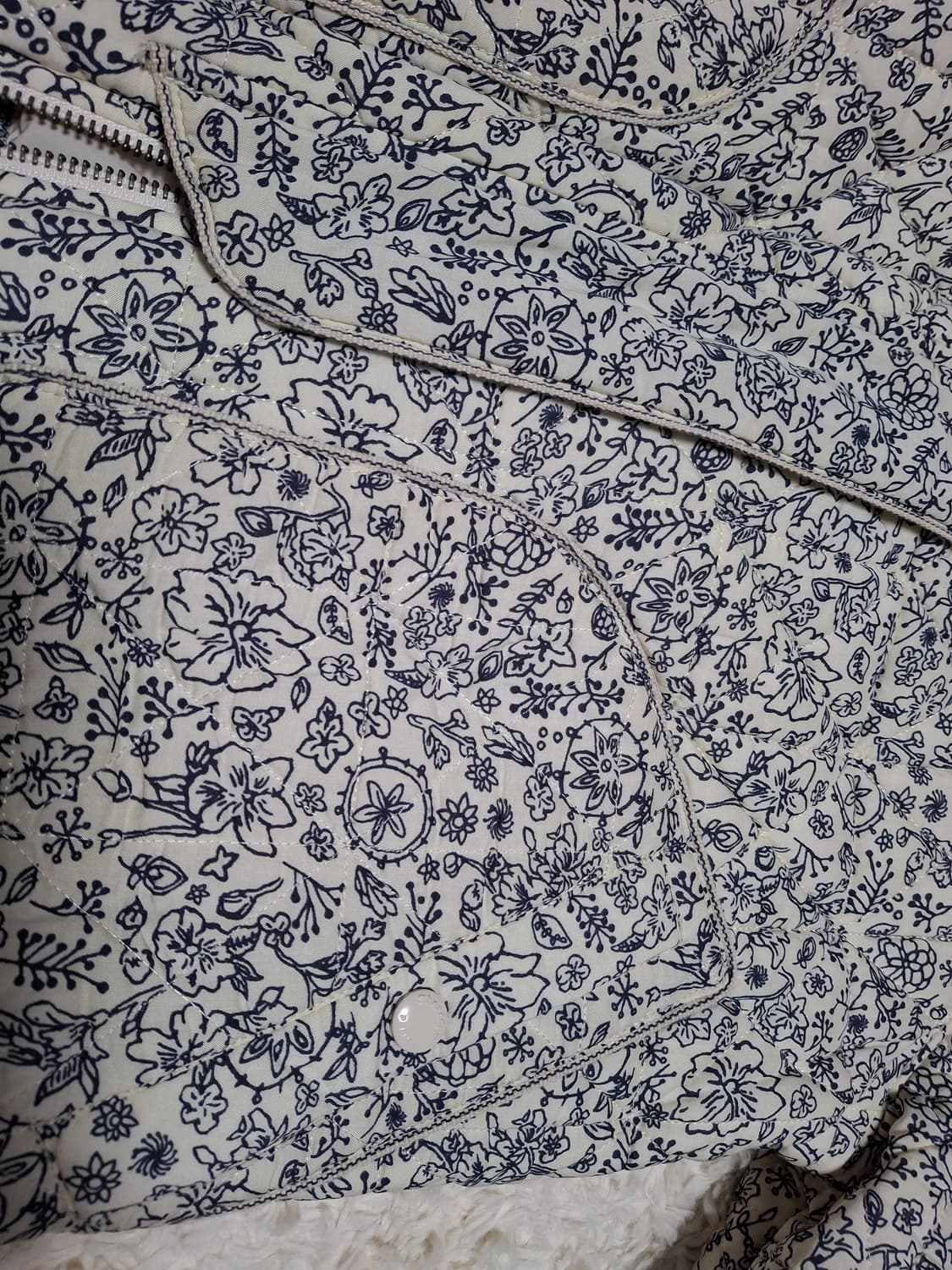 (마지막특가) 써스데이아일랜드 퀼팅점퍼 m 상품이미지7