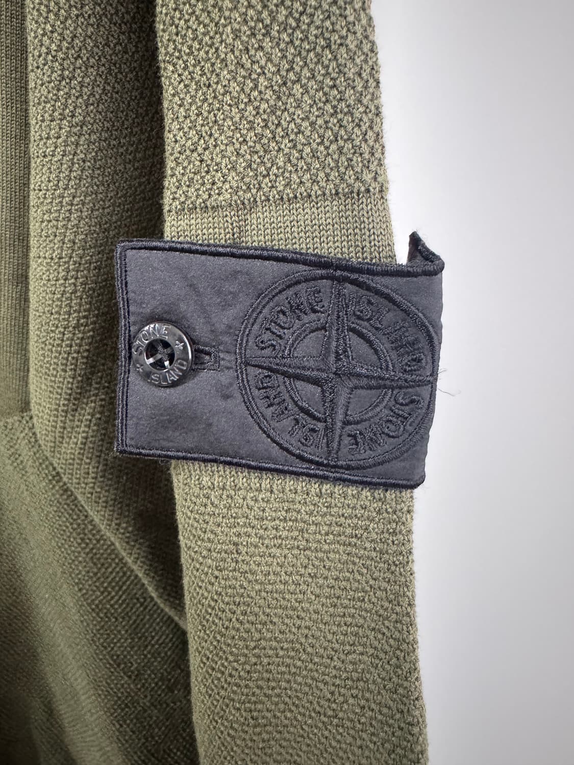 스톤아일랜드 쉐도우 포켓 올리브 팝니다 상품이미지2