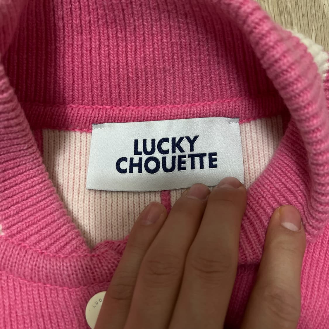 럭키슈에뜨 여성 빅로고 니트 원피스 FREE  상품이미지6