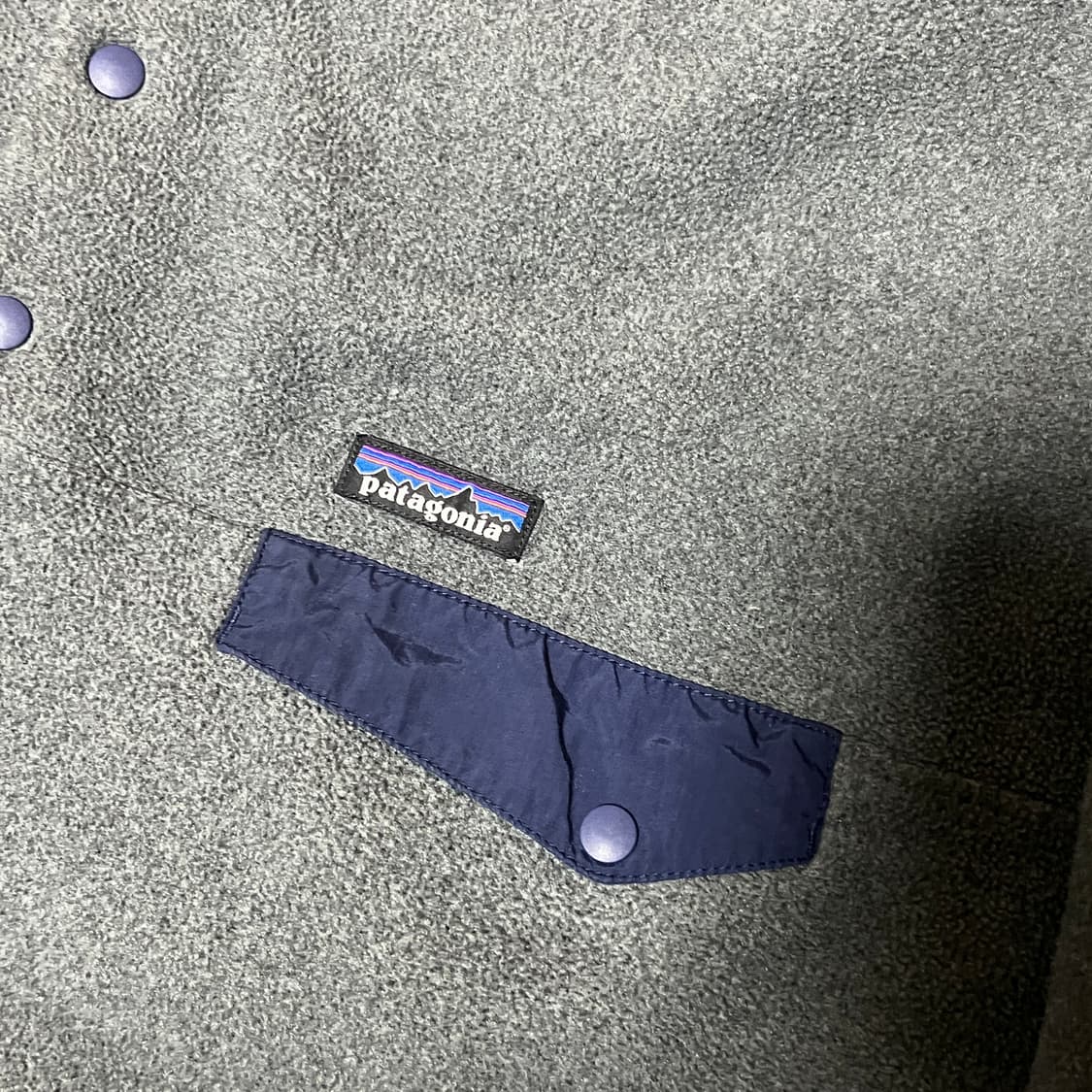 파타고니아 신칠라 스냅티 L 니켈 그레이 상품이미지3