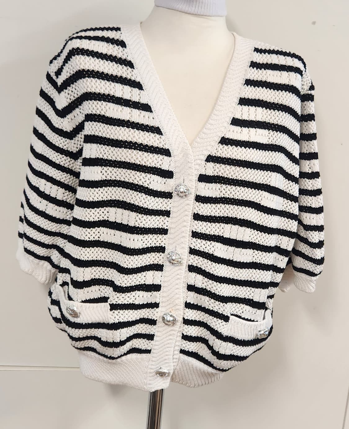 랑방 니트가디건 가슴둘레 82 22SS 상품이미지4