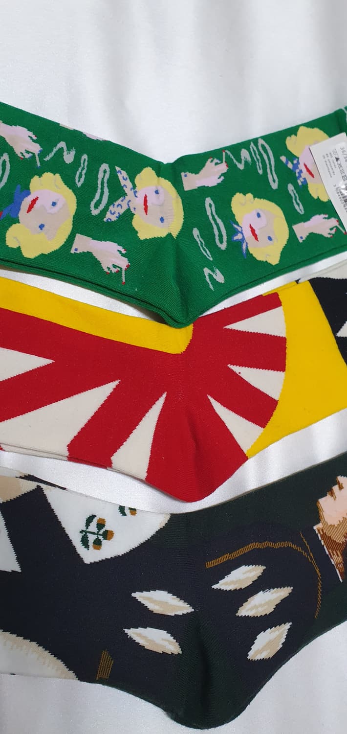 그린 옐로우 레드 블루 인물화 소녀 Bonne Maison 본메종 양말 상품이미지7