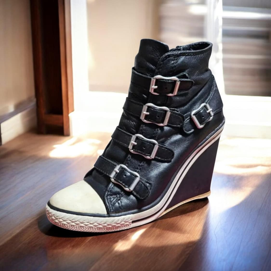 [정품]ASH 아쉬 웨지힐 스니커즈 35M 블랙 버클 하이탑 키높이운동화 상품이미지1