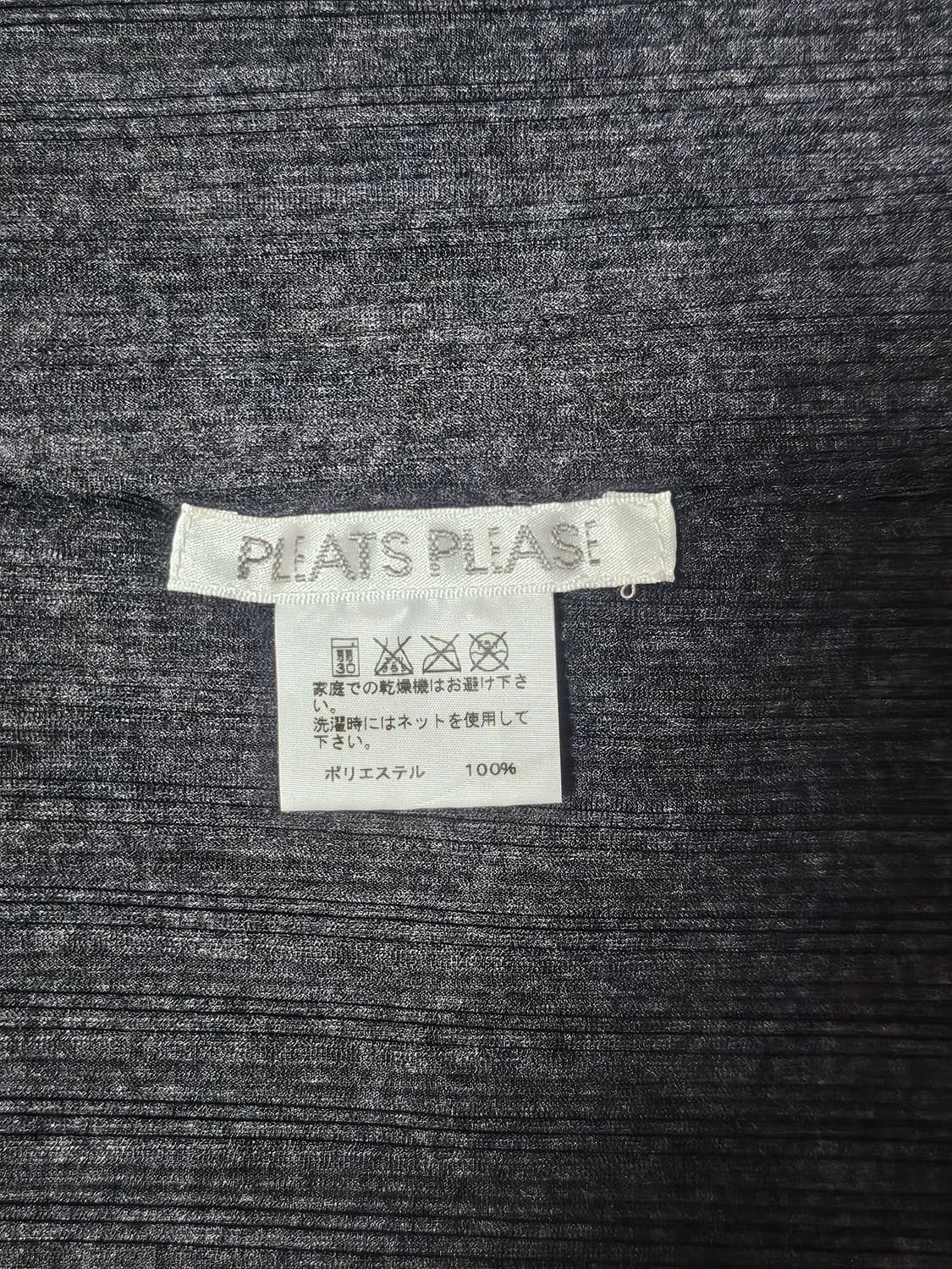 플리츠플리즈 하이넥탑 상품이미지4