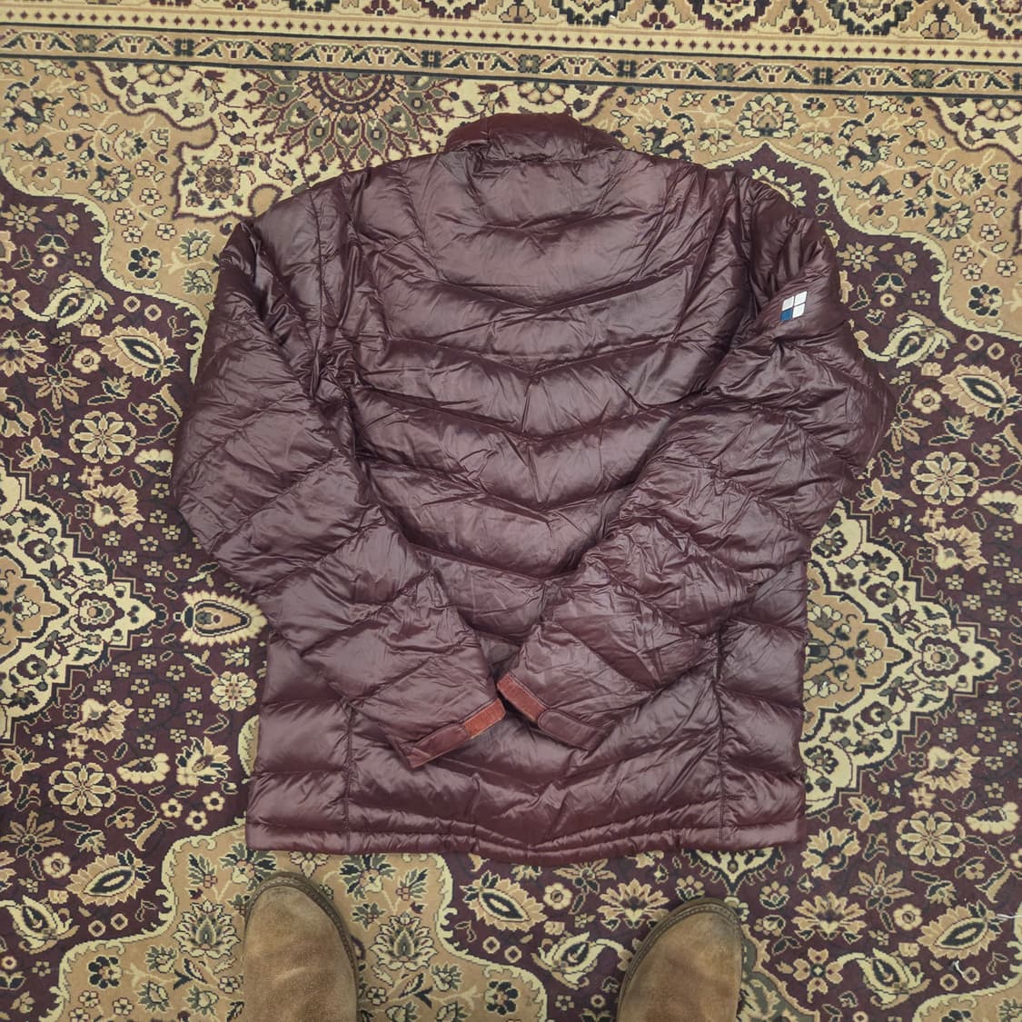 몽벨 경량패딩 버건디 L  상품이미지2