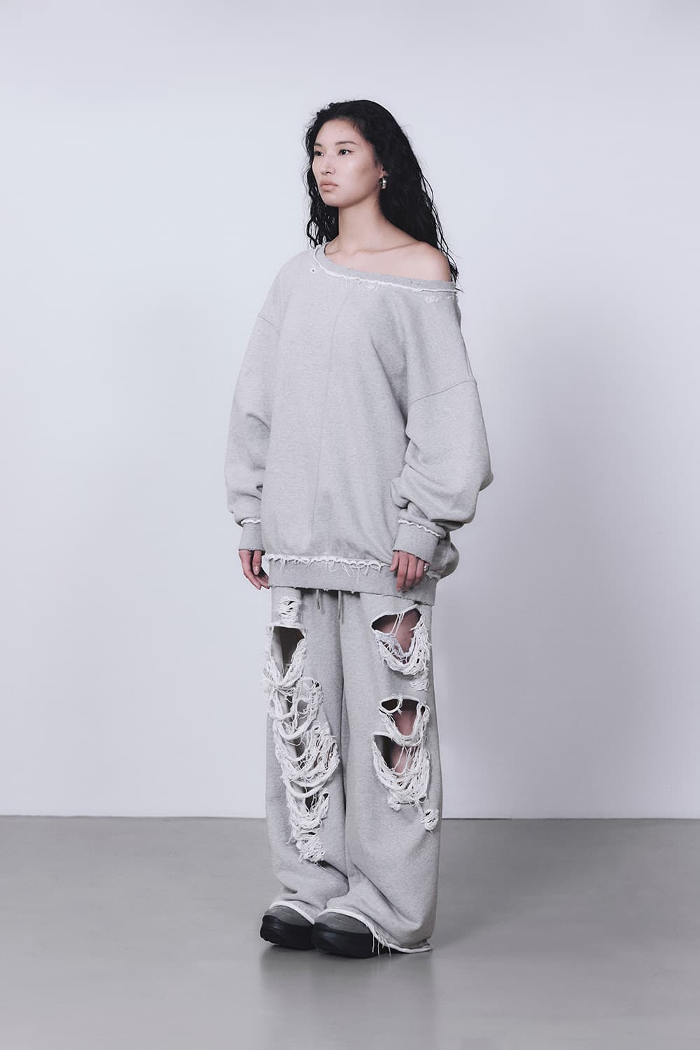 트리밍버드 스크래치 데미지 와이드 스웻 팬츠 그레이 상품이미지3