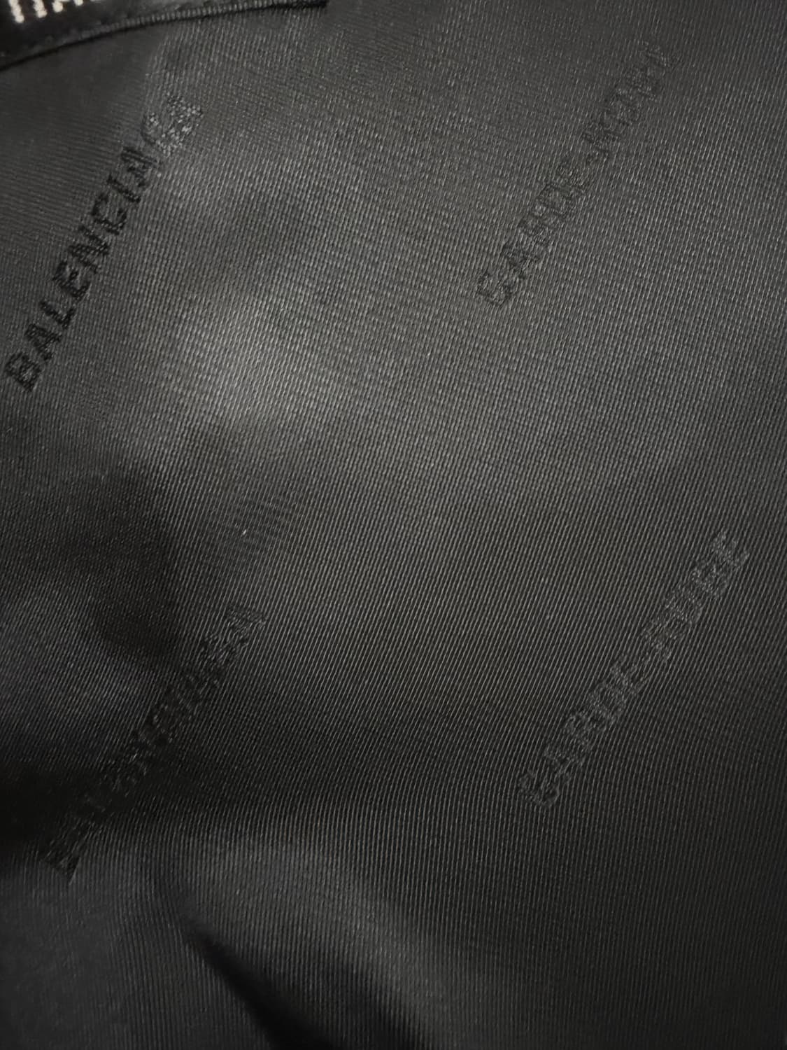 발렌시아가 24FW 코튼 쉘 해링턴 자켓 xs 상품이미지7