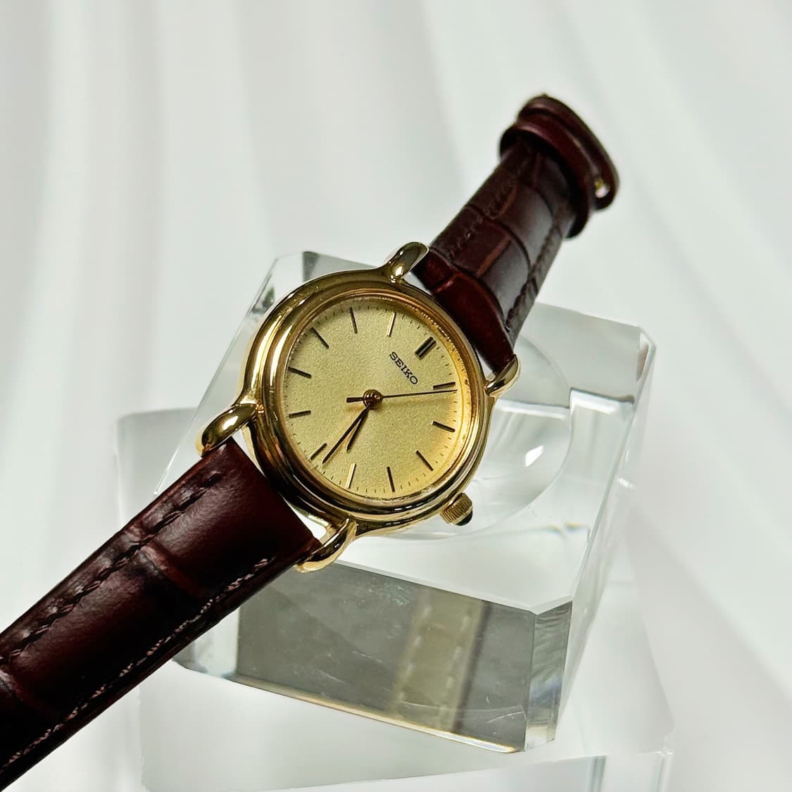 90s 빈티지 세이코 클래식 골드 샴페인 다이얼 레더 워치 상품이미지6
